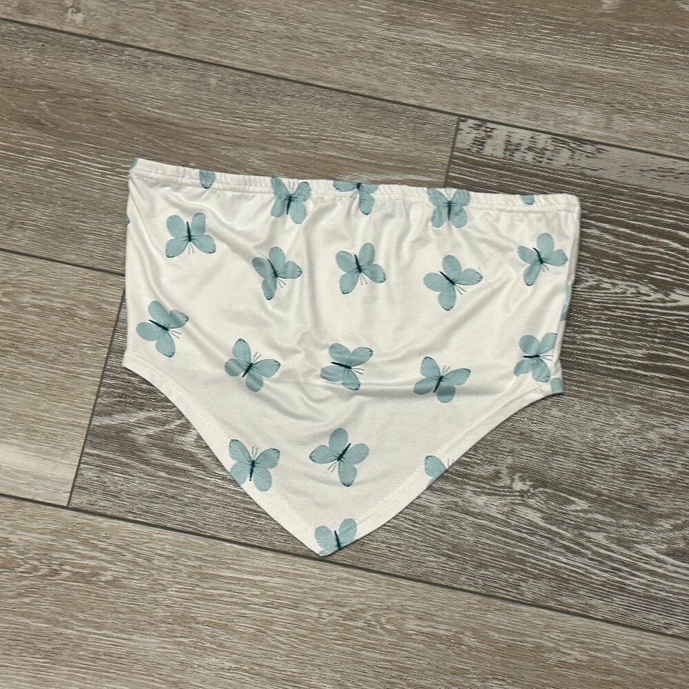 Shein Sz XS Adorable Strapless Crop Top w Teal Fluttery Butterflies